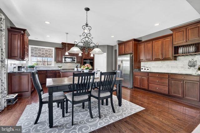 15631 AVEBURY MANOR PL, Leesburg, VA 20176