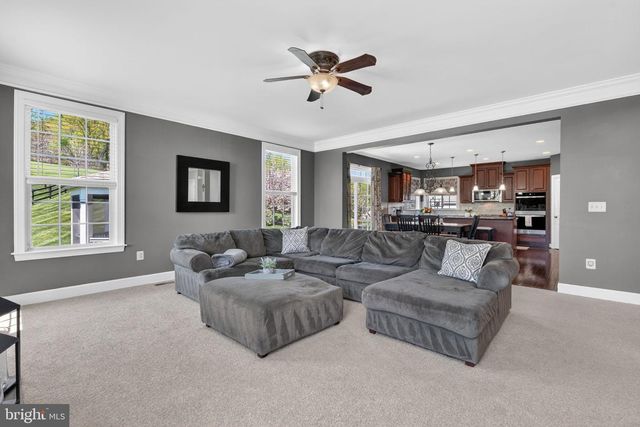 15631 AVEBURY MANOR PL, Leesburg, VA 20176