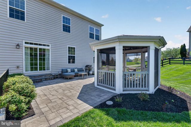 15631 AVEBURY MANOR PL, Leesburg, VA 20176
