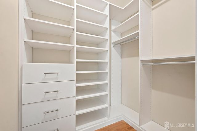 37 Irongate, Metuchen, NJ 08840