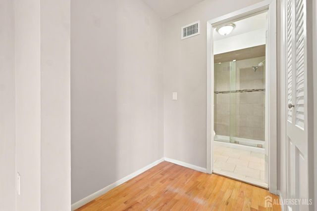 37 Irongate, Metuchen, NJ 08840