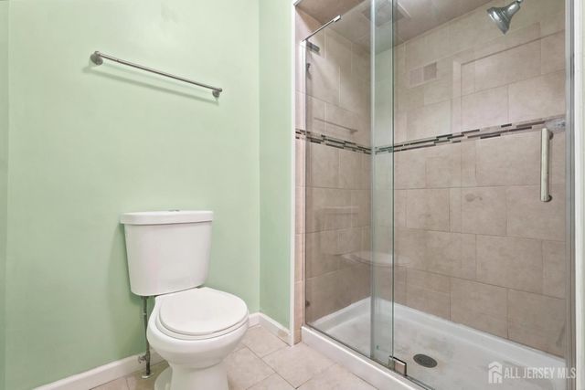 37 Irongate, Metuchen, NJ 08840