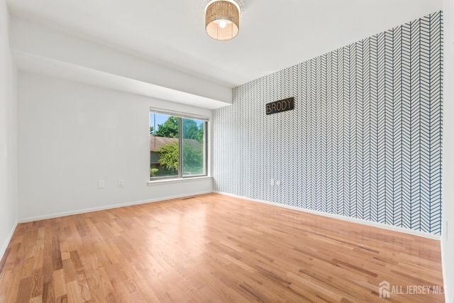 37 Irongate, Metuchen, NJ 08840