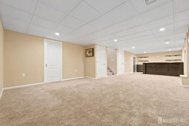 37 Irongate, Metuchen, NJ 08840