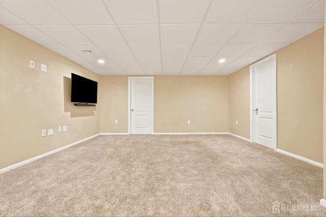 37 Irongate, Metuchen, NJ 08840