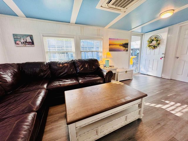 6001 - N21 S Kings Hwy., Myrtle Beach, SC 29575