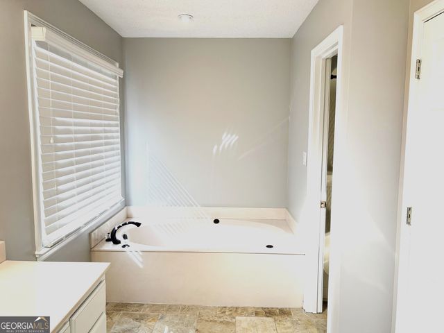 245 Woodland Way, Dublin, GA 31021