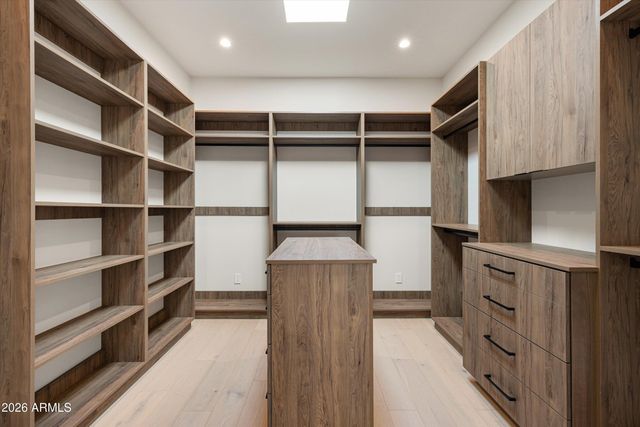 2228 E SOLAR Drive, Phoenix, AZ 85020