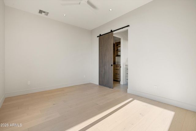 2228 E SOLAR Drive, Phoenix, AZ 85020