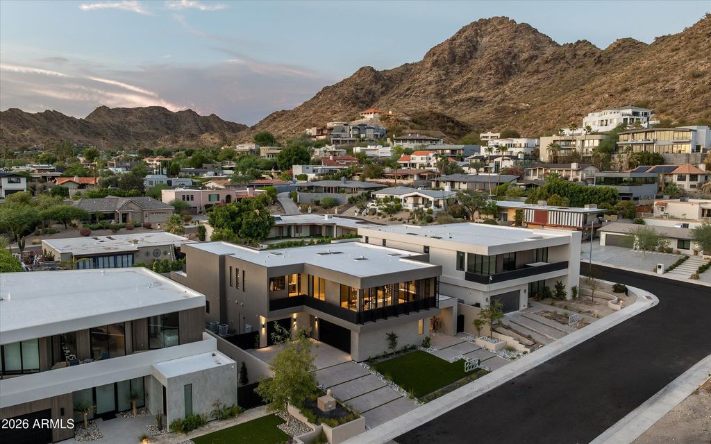 2228 E SOLAR Drive, Phoenix, AZ 85020 — photo 3