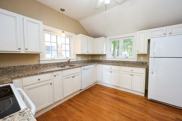 50 Front St 50, Braintree, MA 02184