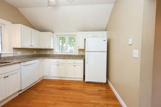 50 Front St 50, Braintree, MA 02184