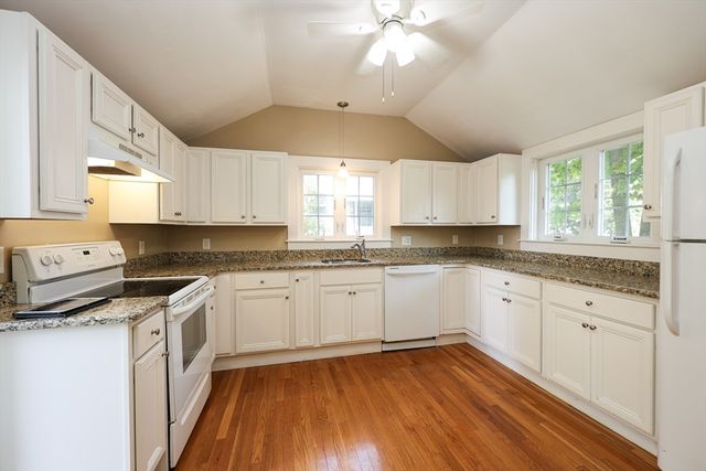 50 Front St 50, Braintree, MA 02184