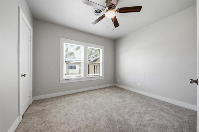 711 Bowie Street, Baytown, TX 77520