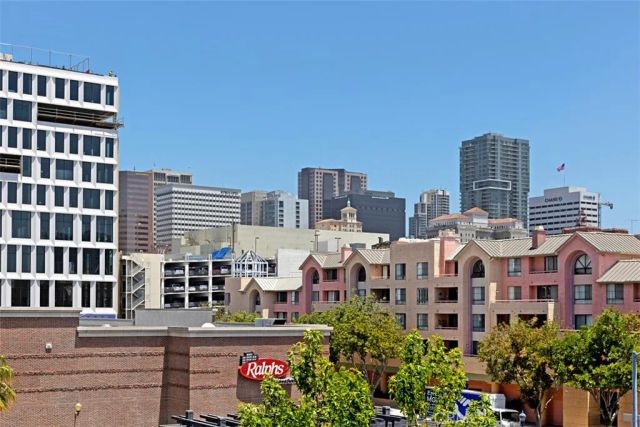 101 S Market Street 217, San Diego, CA 92101