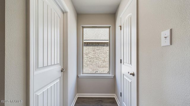 332 White Pine Drive, Lafayette, LA 70501