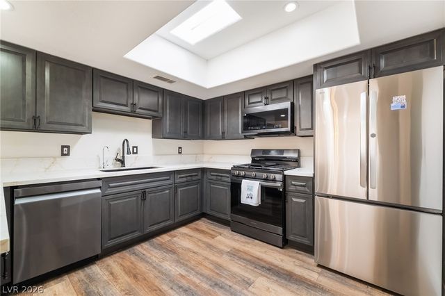 3750 Pilgrim Street, Las Vegas, NV 89121