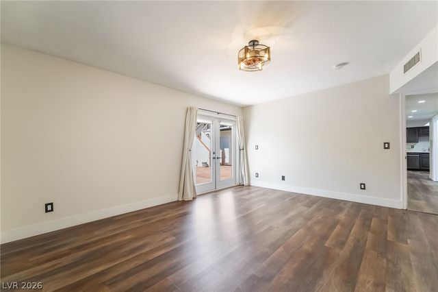 3750 Pilgrim Street, Las Vegas, NV 89121