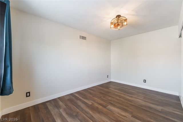 3750 Pilgrim Street, Las Vegas, NV 89121