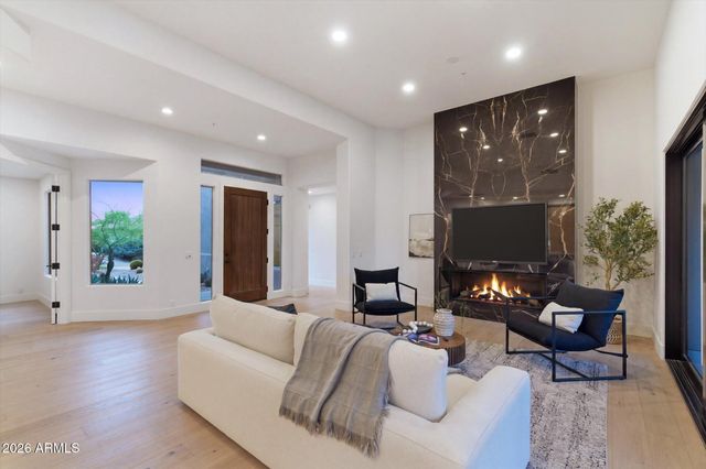 6572 E SLEEPY OWL Way, Scottsdale, AZ 85266