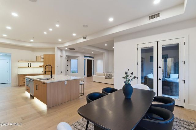 6572 E SLEEPY OWL Way, Scottsdale, AZ 85266