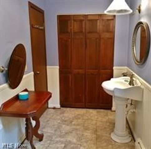 10700 W Ridge Road, Elyria, OH 44035