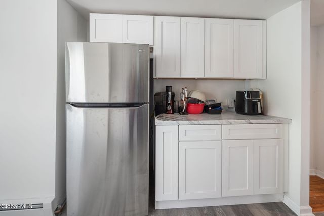 1073 Regent Street, Schenectady, NY 12309