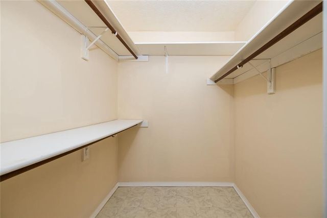 910 Augusta Drive SE, Marietta, GA 30067