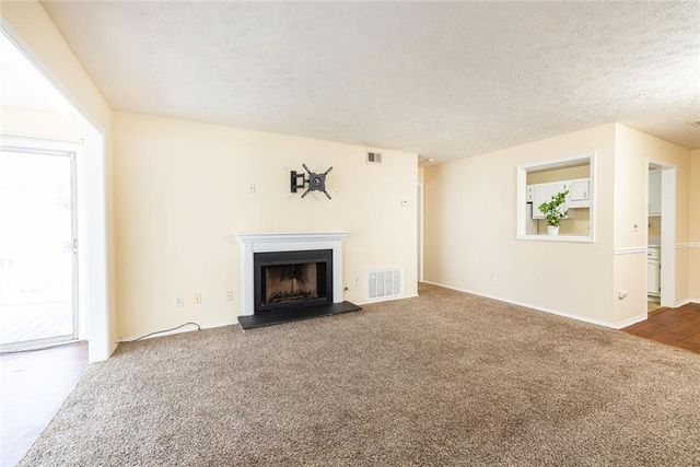 910 Augusta Drive SE, Marietta, GA 30067