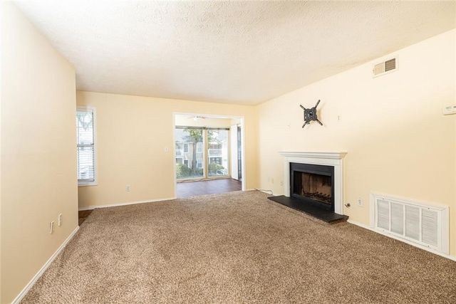 910 Augusta Drive SE, Marietta, GA 30067