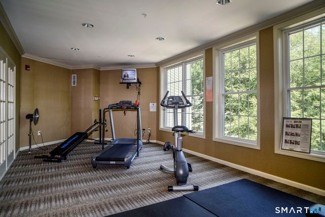 2590 Gold Star Highway 110, Groton, CT 06355