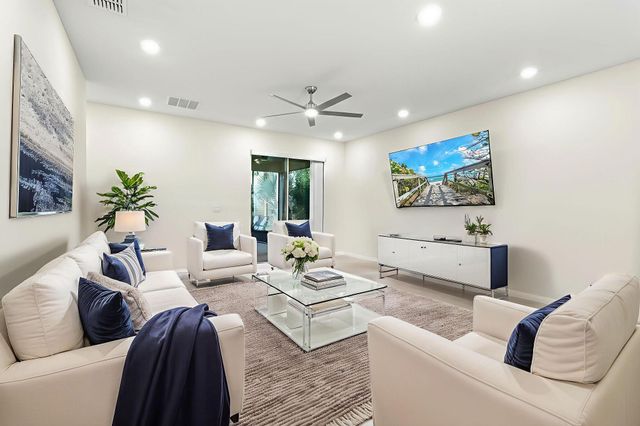 5475 NW Whitecap Road, Port St Lucie, FL 34986