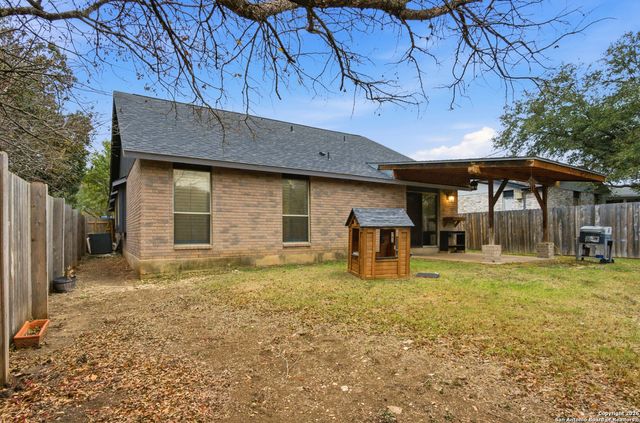 13802 Blenhein Ridge, San Antonio, TX 78231