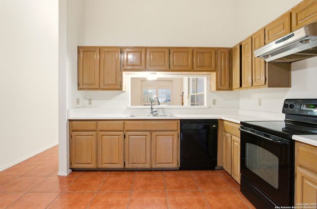 13802 Blenhein Ridge, San Antonio, TX 78231