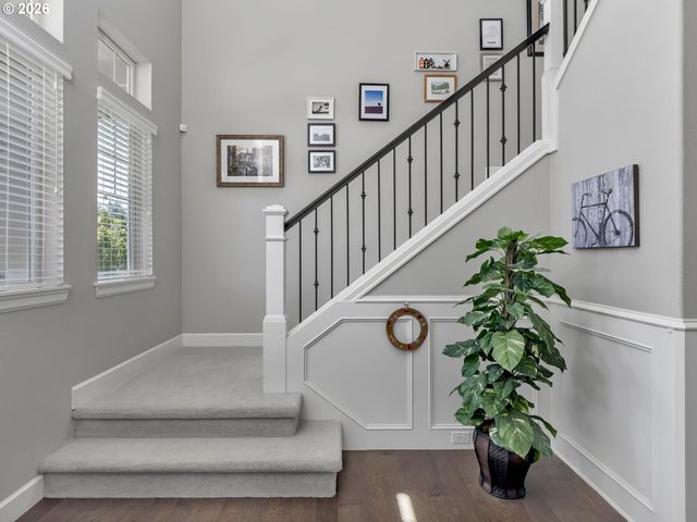 13285 Nw GREENWOOD Dr, Portland, OR 97229
