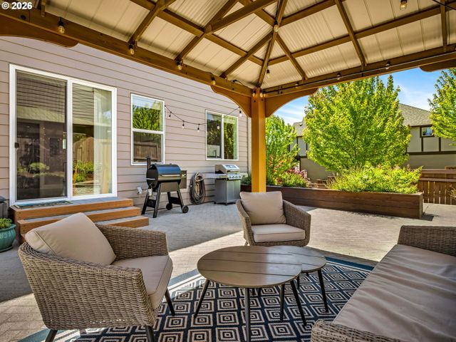 13285 Nw GREENWOOD Dr, Portland, OR 97229