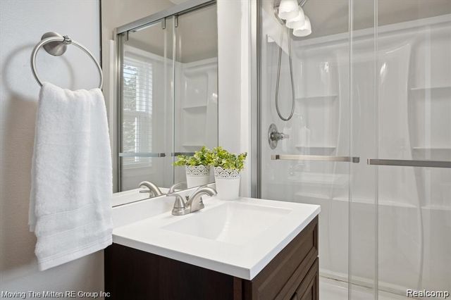 132 N Liberty Street, Belleville, MI 48111