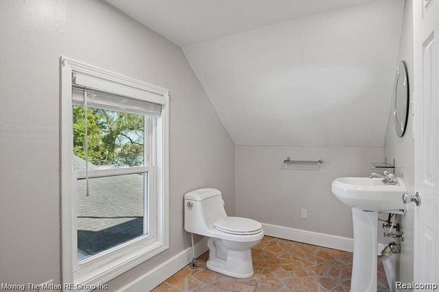 132 N Liberty Street, Belleville, MI 48111