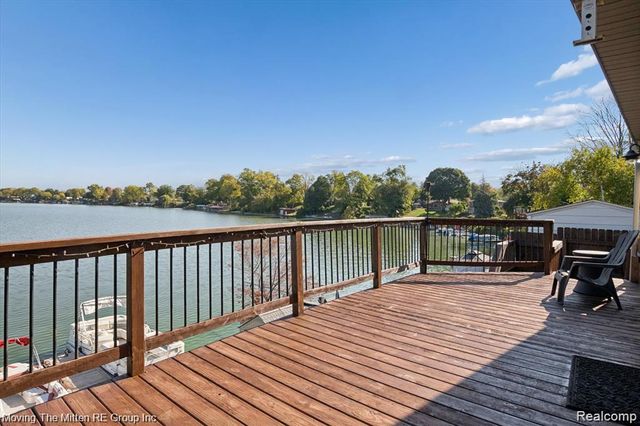 132 N Liberty Street, Belleville, MI 48111