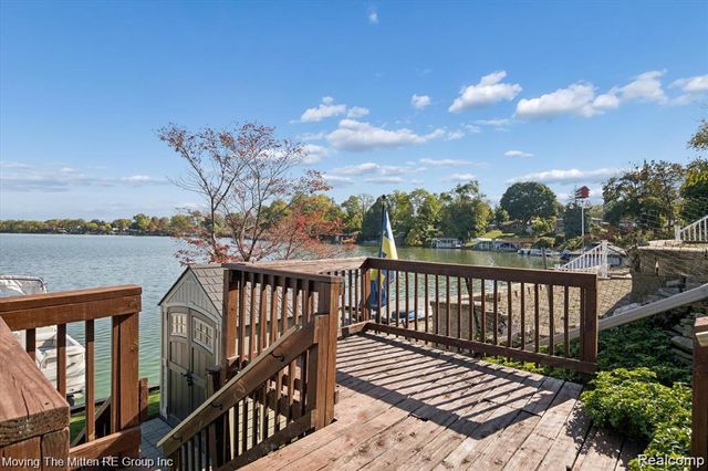 132 N Liberty Street, Belleville, MI 48111