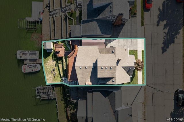 132 N Liberty Street, Belleville, MI 48111