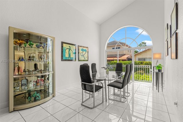 9750 NW 31st St, Doral, FL 33172