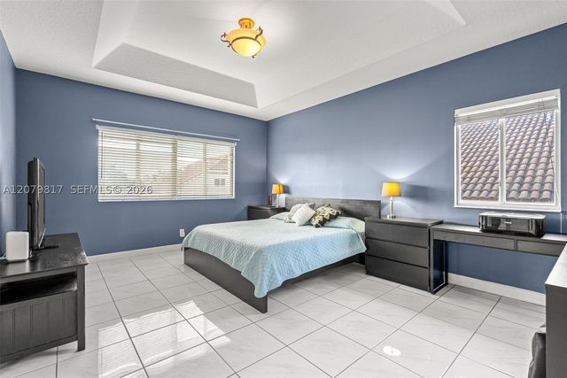 9750 NW 31st St, Doral, FL 33172
