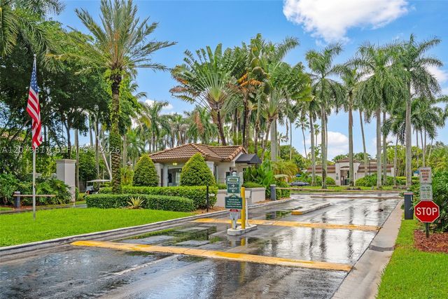9750 NW 31st St, Doral, FL 33172