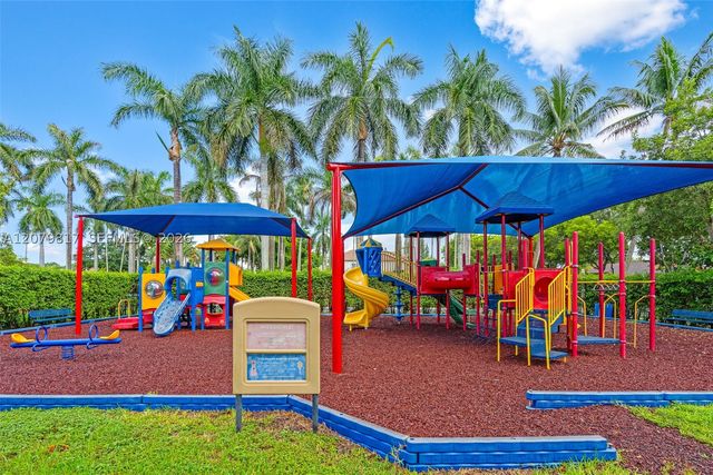 9750 NW 31st St, Doral, FL 33172