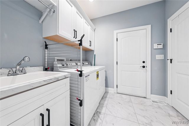 6385 Boston State Road 13, Hamburg, NY 14075