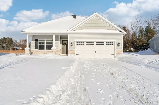 6385 Boston State Road 13, Hamburg, NY 14075