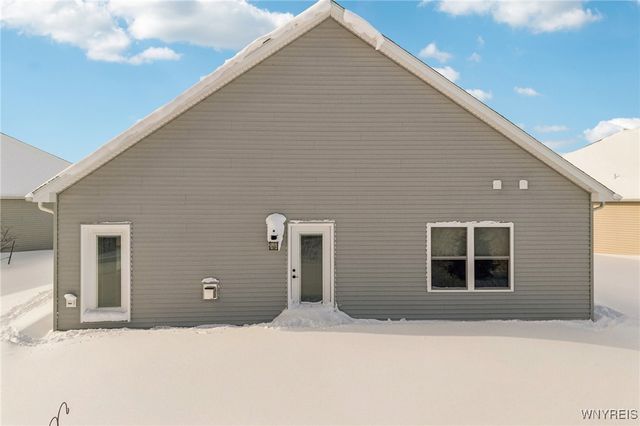 6385 Boston State Road 13, Hamburg, NY 14075