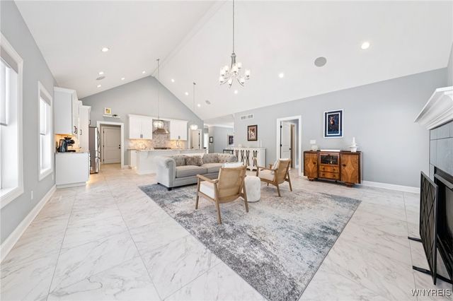 6385 Boston State Road 13, Hamburg, NY 14075