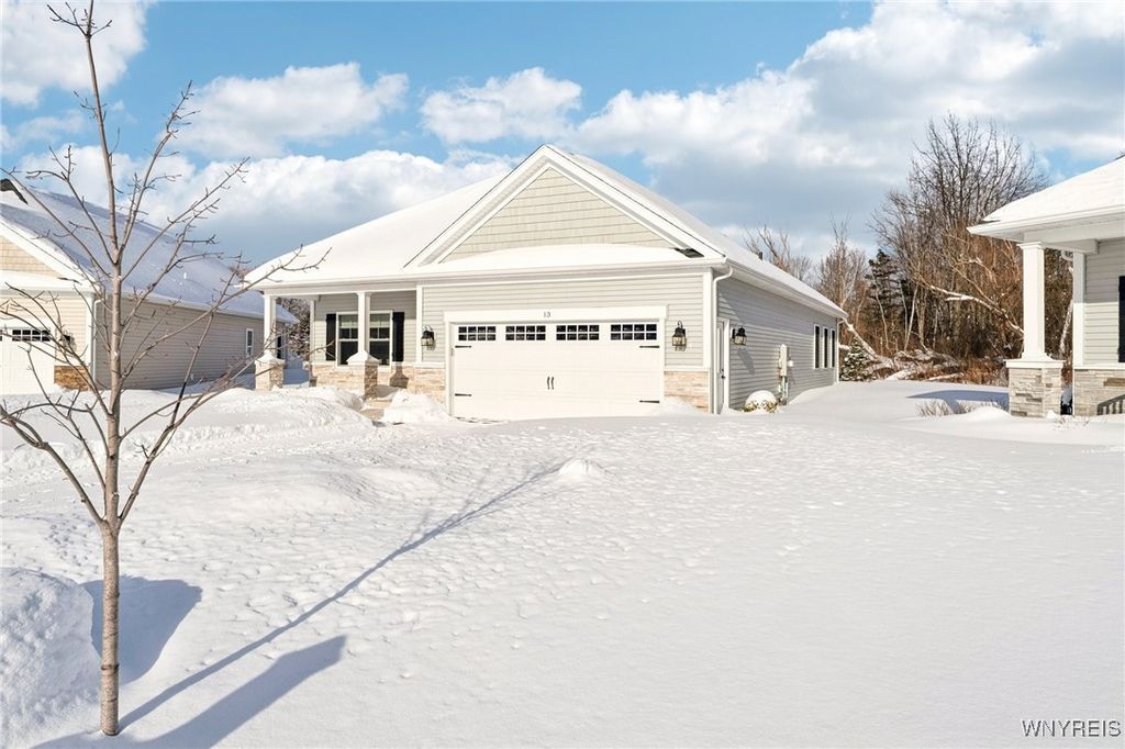 6385 Boston State Road 13, Hamburg, NY 14075